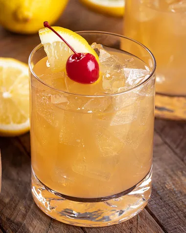 Brandy Sour Drink